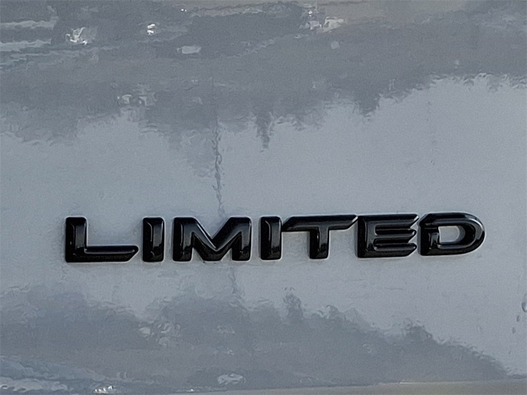 2025 Toyota Grand Highlander Hybrid Base