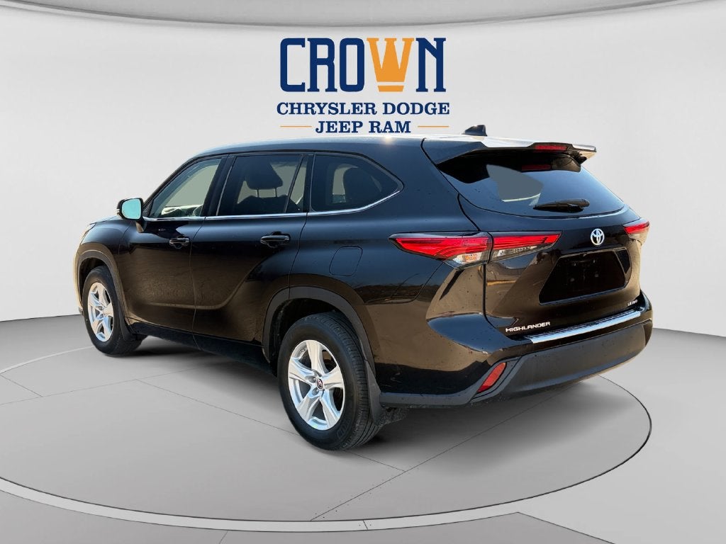 2020 Toyota Highlander LE