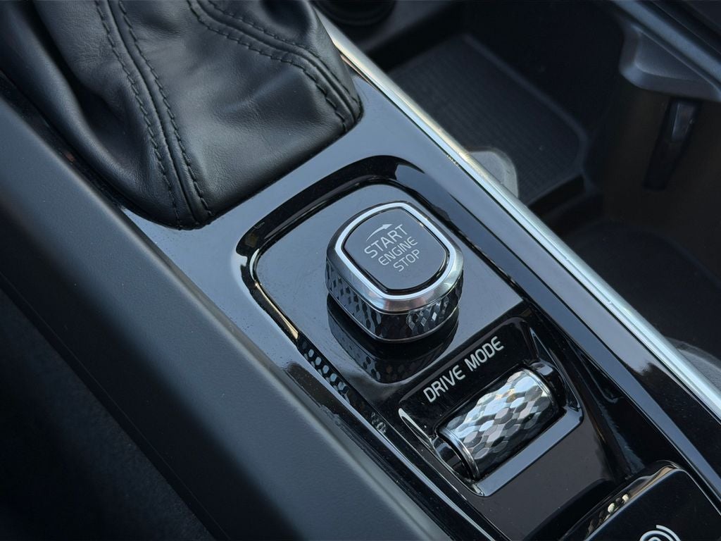 2020 Volvo S60 T5 Momentum