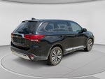 2020 Mitsubishi Outlander Base