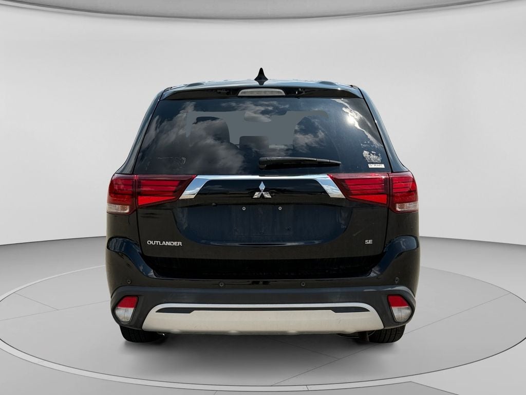 2020 Mitsubishi Outlander Base
