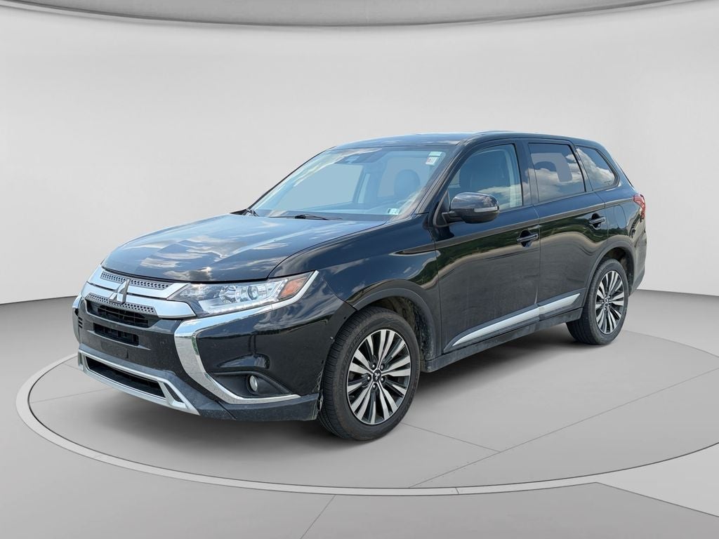 2020 Mitsubishi Outlander Base