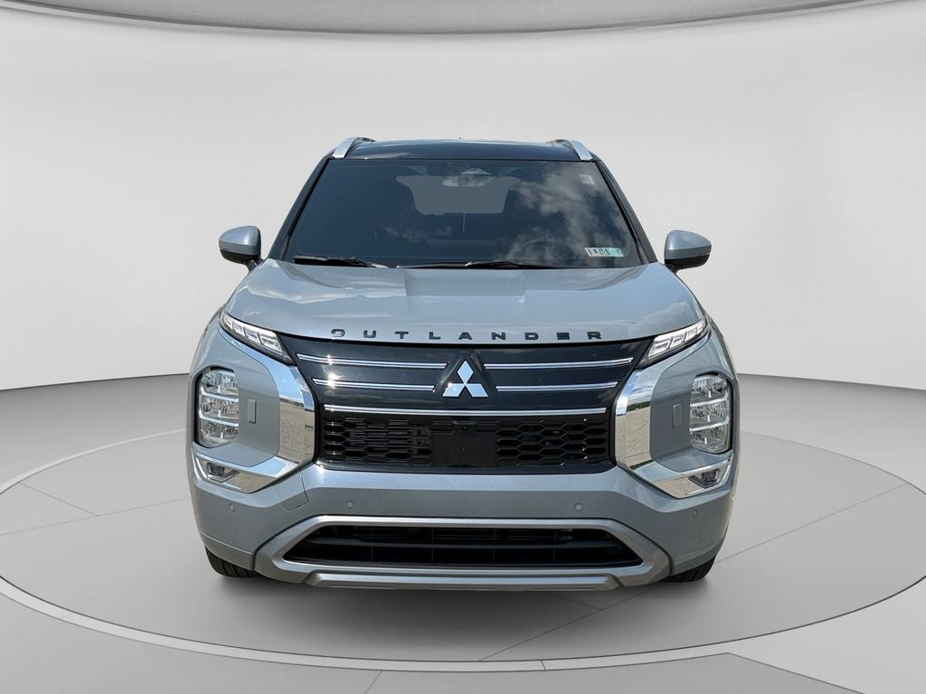 2026 Mitsubishi Outlander Base