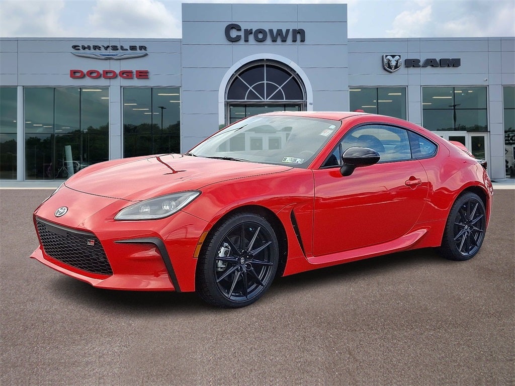 2024 Toyota GR86 Premium