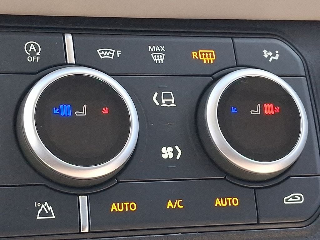 2024 Land Rover Defender 110 X-Dynamic SE