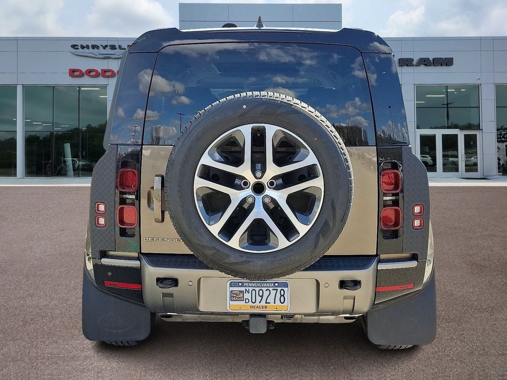 2024 Land Rover Defender 110 X-Dynamic SE