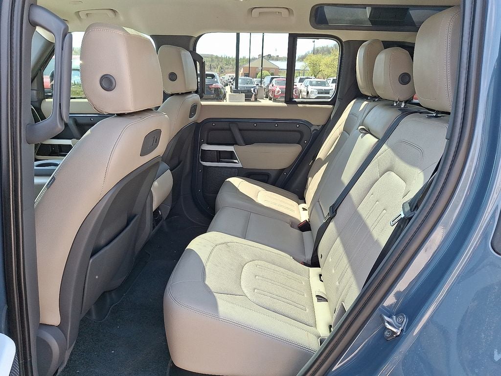 2022 Land Rover Defender 110 S