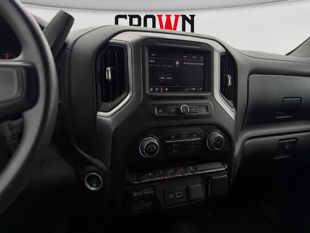 2024 Chevrolet Silverado 1500 Custom