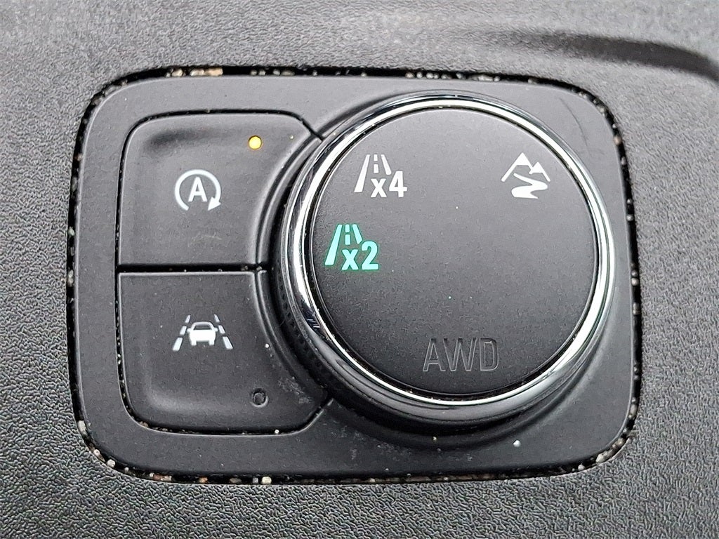 2023 Chevrolet Traverse LT Cloth w/2FL