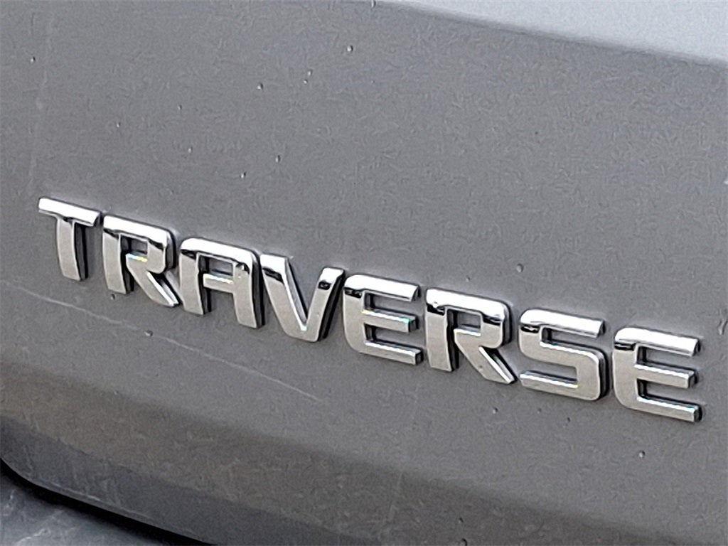 2023 Chevrolet Traverse LT Cloth w/2FL