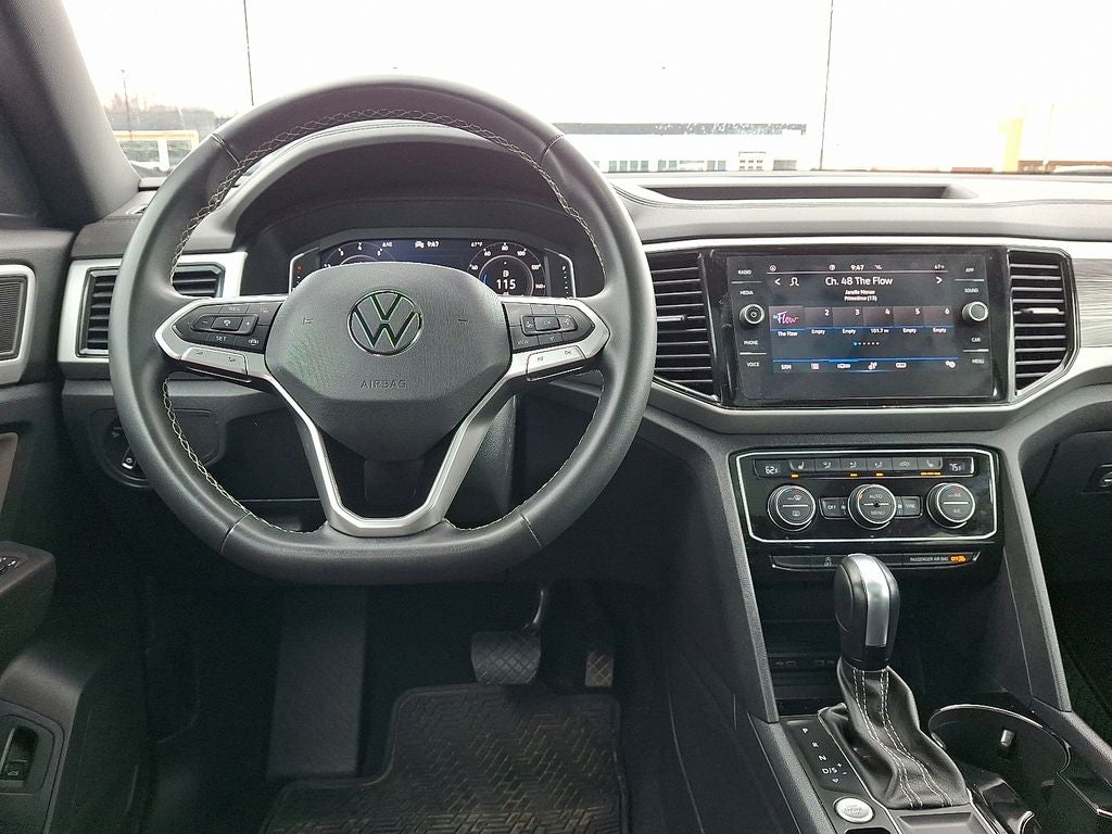 2022 Volkswagen Atlas Cross Sport 2.0T SE w/Technology