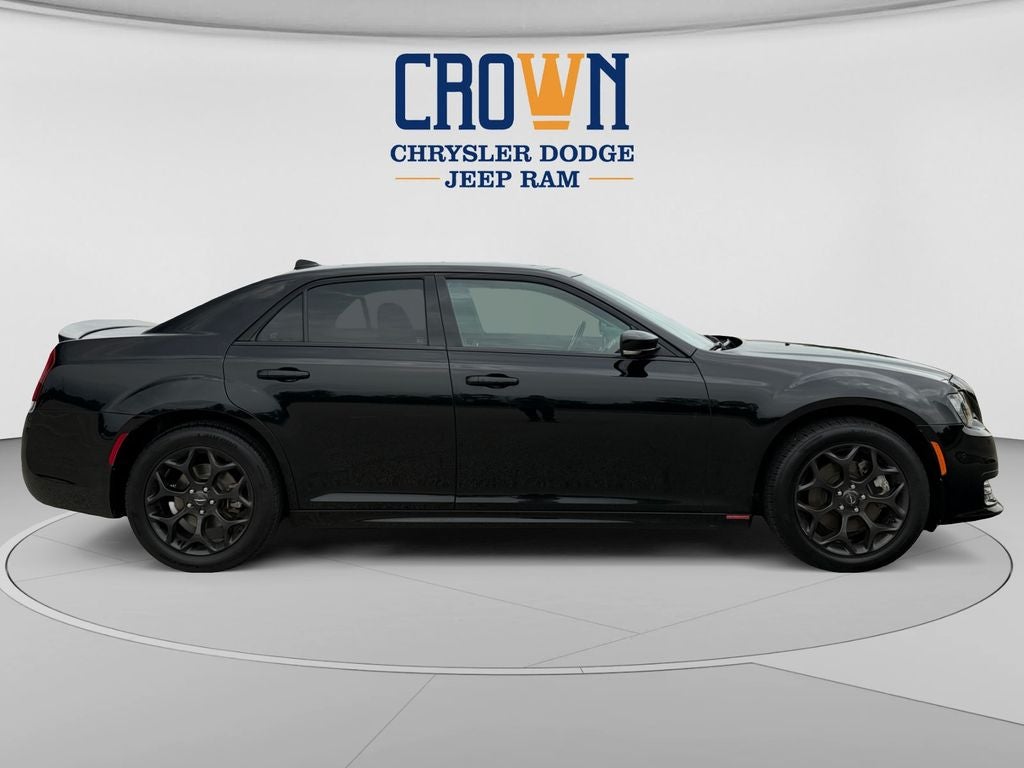 2021 Chrysler 300 Touring