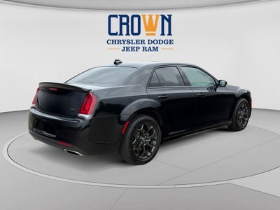 2021 Chrysler 300 Touring