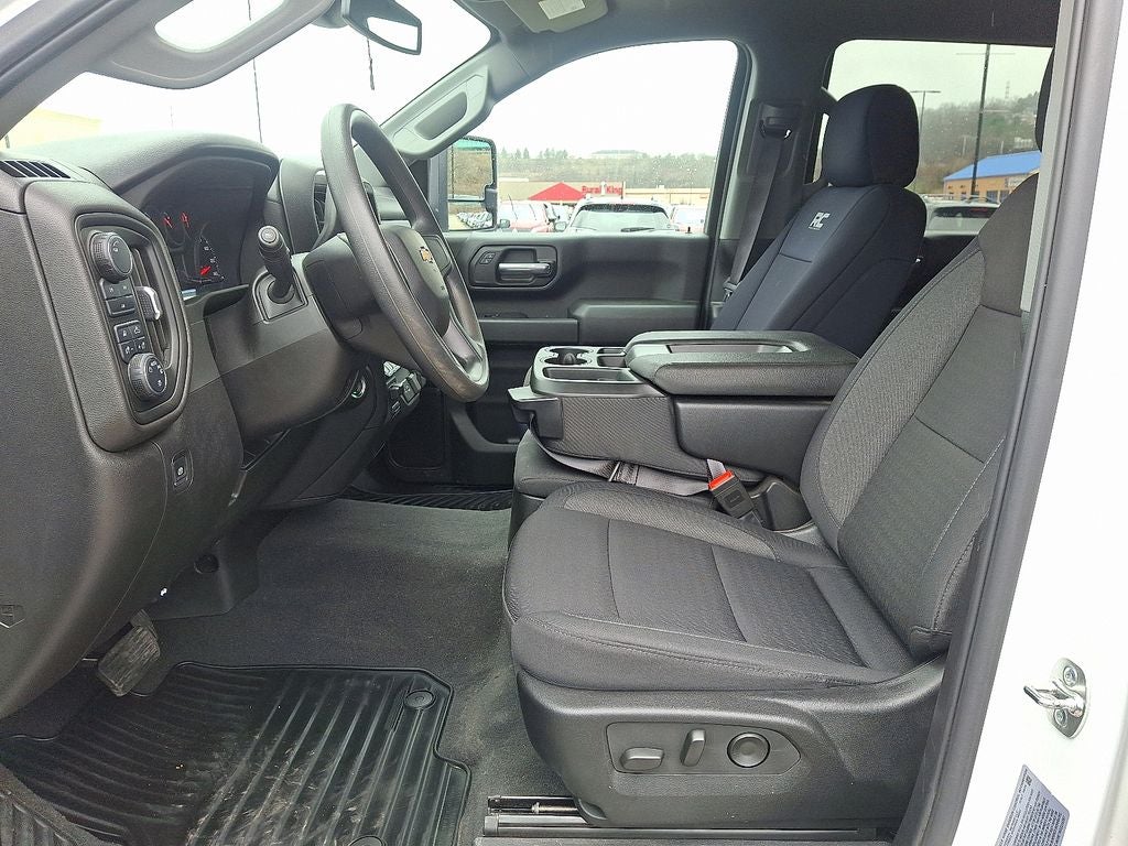 2025 Chevrolet Silverado 2500HD Custom