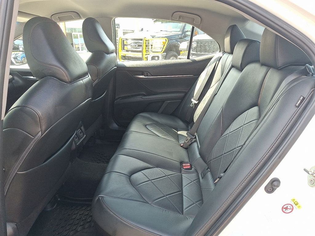 2018 Toyota Camry Hybrid XLE