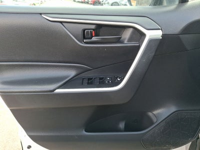 2023 Toyota RAV4 Hybrid LE