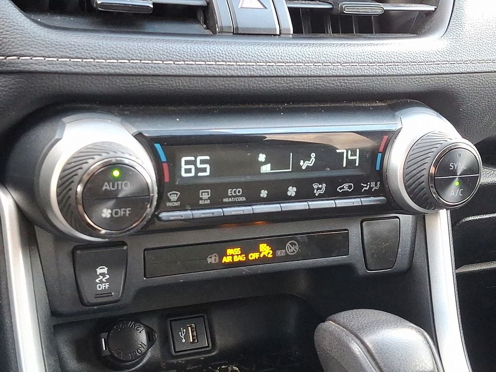 2023 Toyota RAV4 Hybrid LE