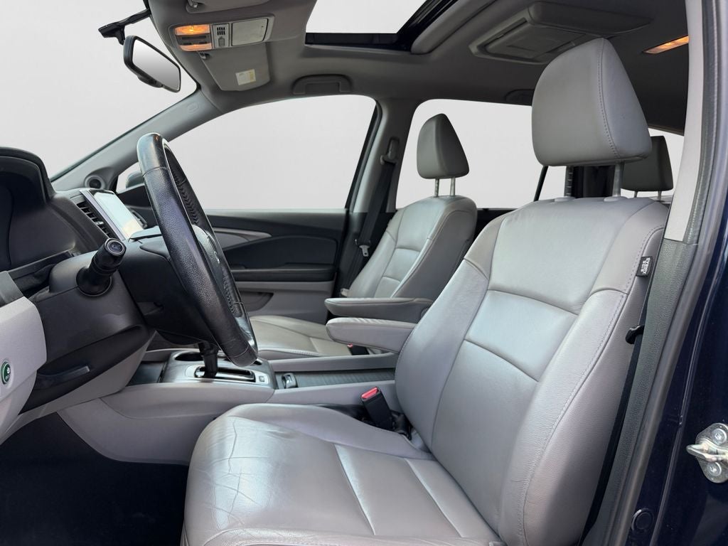 2018 Honda Pilot EX-L w/Rear Entertainment System