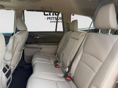 2022 Honda Pilot Touring 8 Passenger