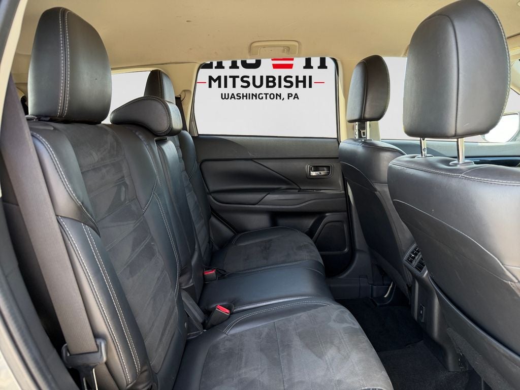 2020 Mitsubishi Outlander SE