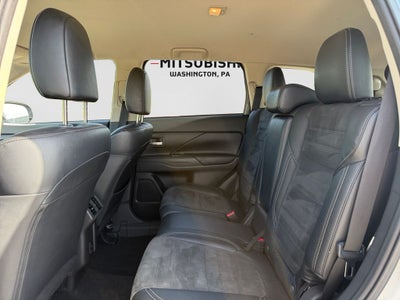 2020 Mitsubishi Outlander SE