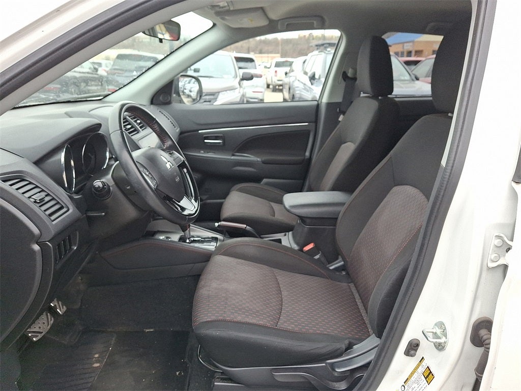 2019 Mitsubishi Outlander Sport Base