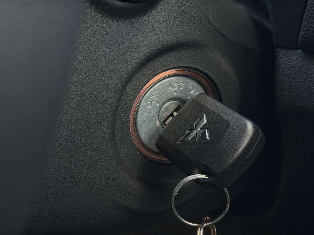 2025 Mitsubishi Outlander Sport 2.0 LE