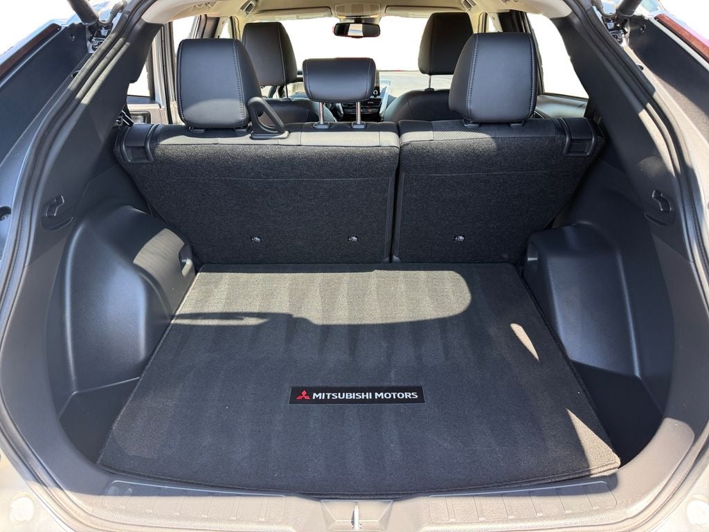 2026 Mitsubishi Eclipse Cross Base