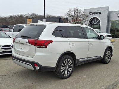 2020 Mitsubishi Outlander ES