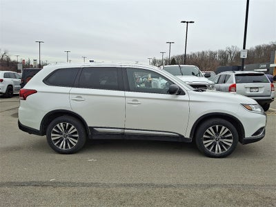 2020 Mitsubishi Outlander ES