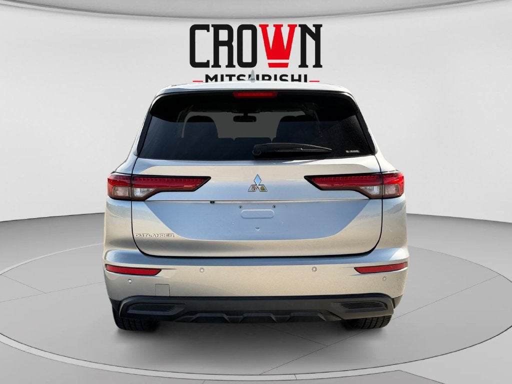 2022 Mitsubishi Outlander ES