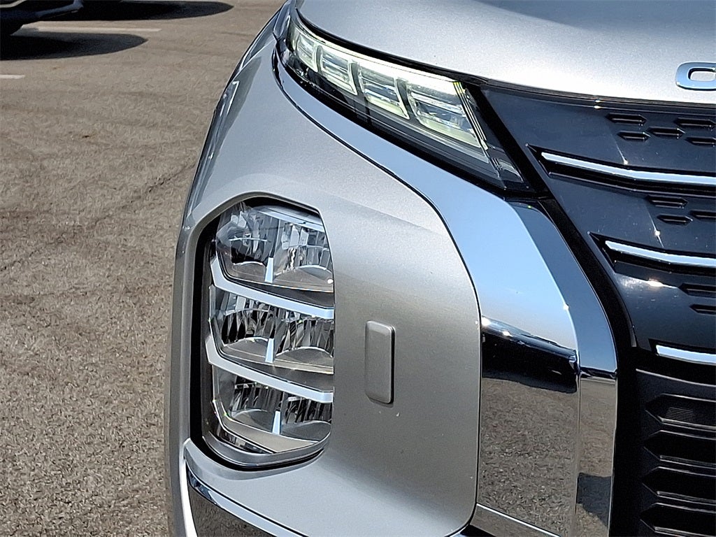 2024 Mitsubishi Outlander ES