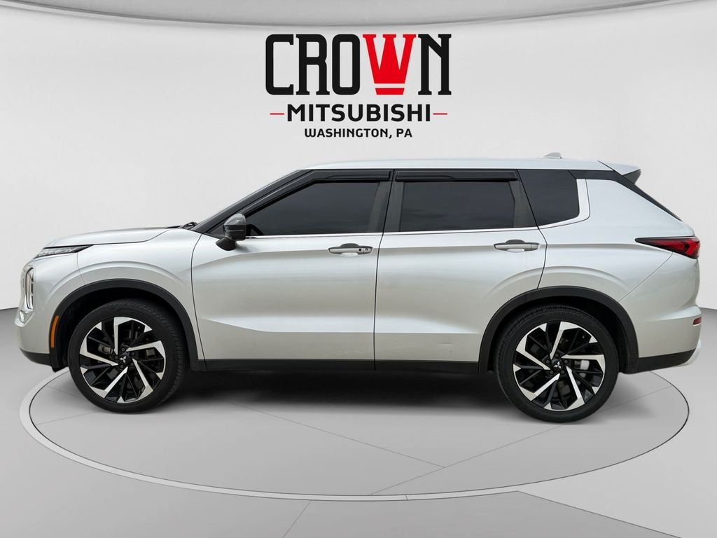 2022 Mitsubishi Outlander SE