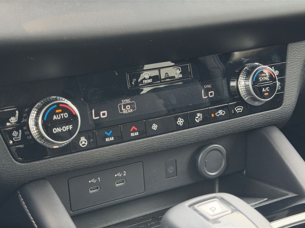 2026 Mitsubishi Outlander SEL