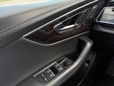 2023 Audi Q8 55 Prestige quattro